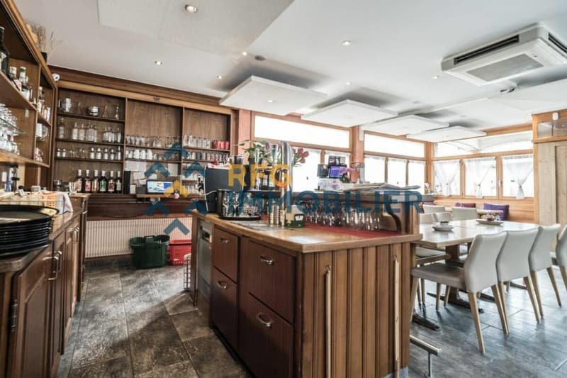 Restaurant 487.85 m2 in Sembrancher (4)