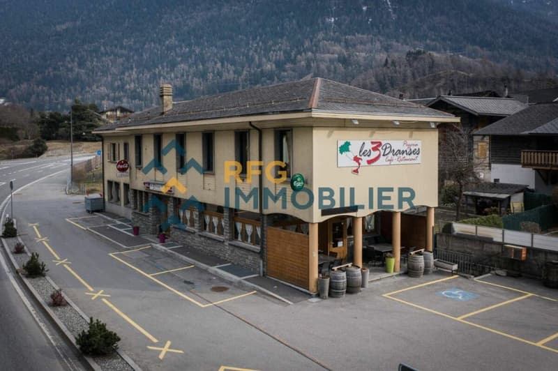 Restaurant 487.85 m2 in Sembrancher (19)