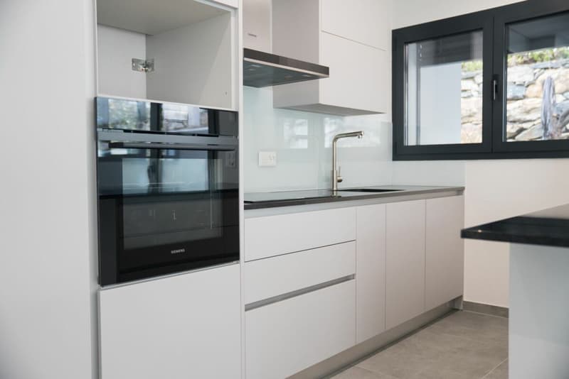 Magnifica villa contemporanea e mitoyenne ! (4)