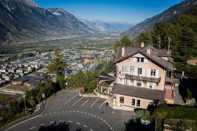 Mixed building in Martigny (2)