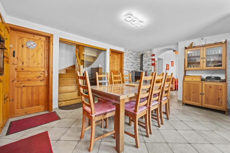 Chalet with 4.5 rooms (2)