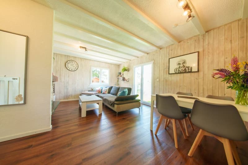 Erwerb als Zweitwohnsitz möglich - Charmantes Chalet mit außergewöhnlichem Panoramablick über die Rhône-Ebene (3)