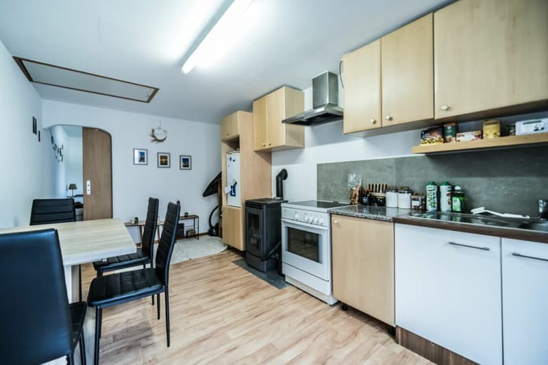 Petite maison villageoise constitutée de deux studios (6)