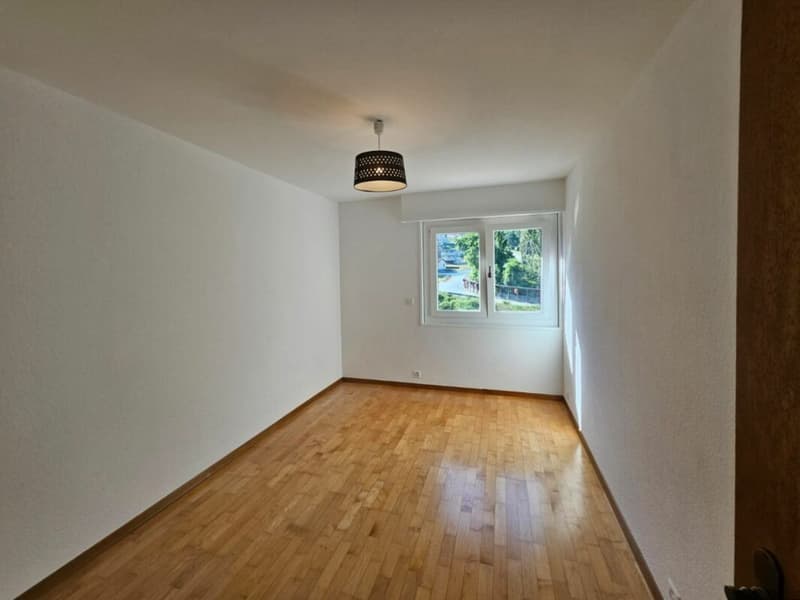 Appartamento di 5.5 locali nel centro di Saxon (7)