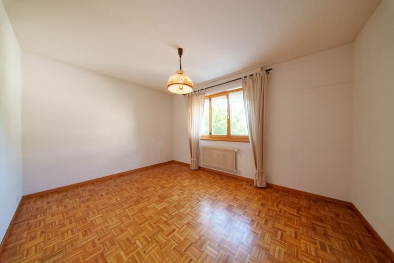 Appartement de 4 pièces avec vue dégagée à Saint-Pierre-de-Clages (10)