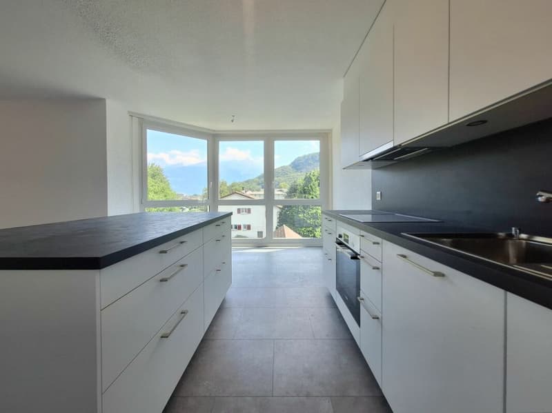 Beautiful 4.5-room apartment completely renovated in Collombey-Muraz (1)