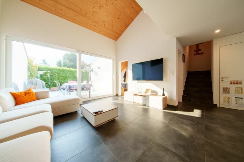 Très belle maison mitoyenne en PPE moderne et confortable (4)