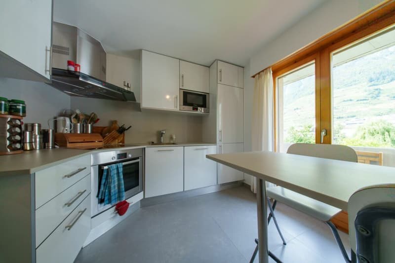 Très beau 4.5 pièces rénové au centre de Fully (4)