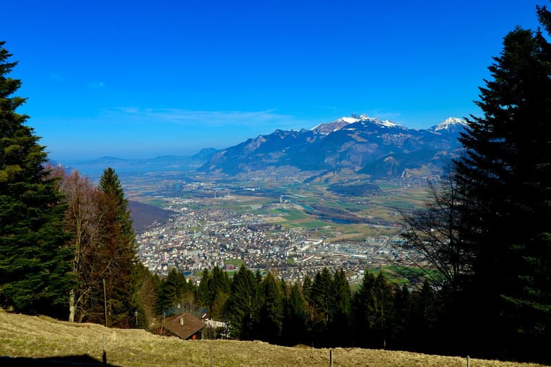 Les Giettes - Terreno Edificabile - Vista Impareggiabile sul Lago di Ginevra e la Città (1)