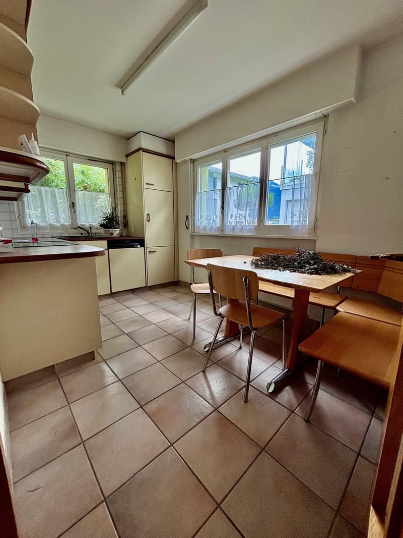 Charming and spacious 3.5-room ground floor apartment (4)