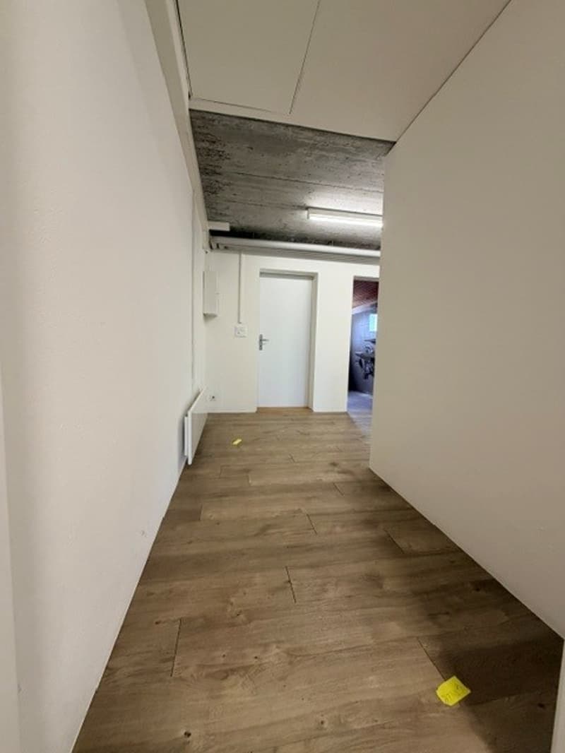 À LOUER – Local commercial de 170 m² à Fully, divisible en 3 espaces indépendants (8)