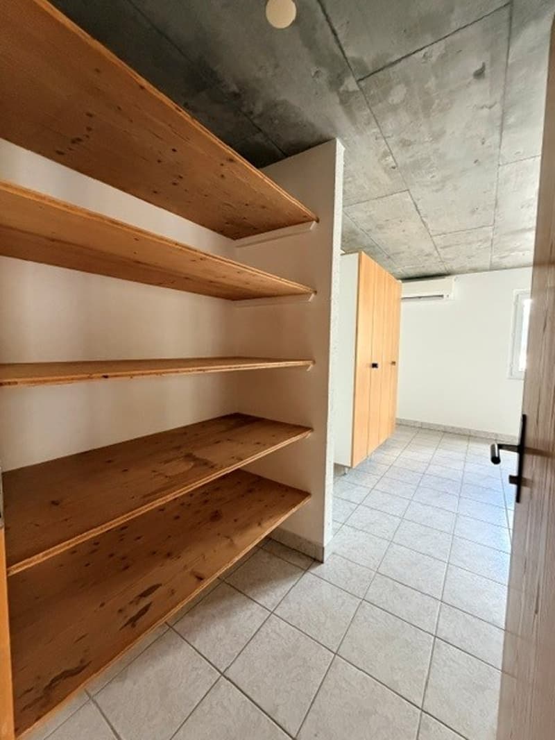 À LOUER – Local commercial de 170 m² à Fully, divisible en 3 espaces indépendants (3)