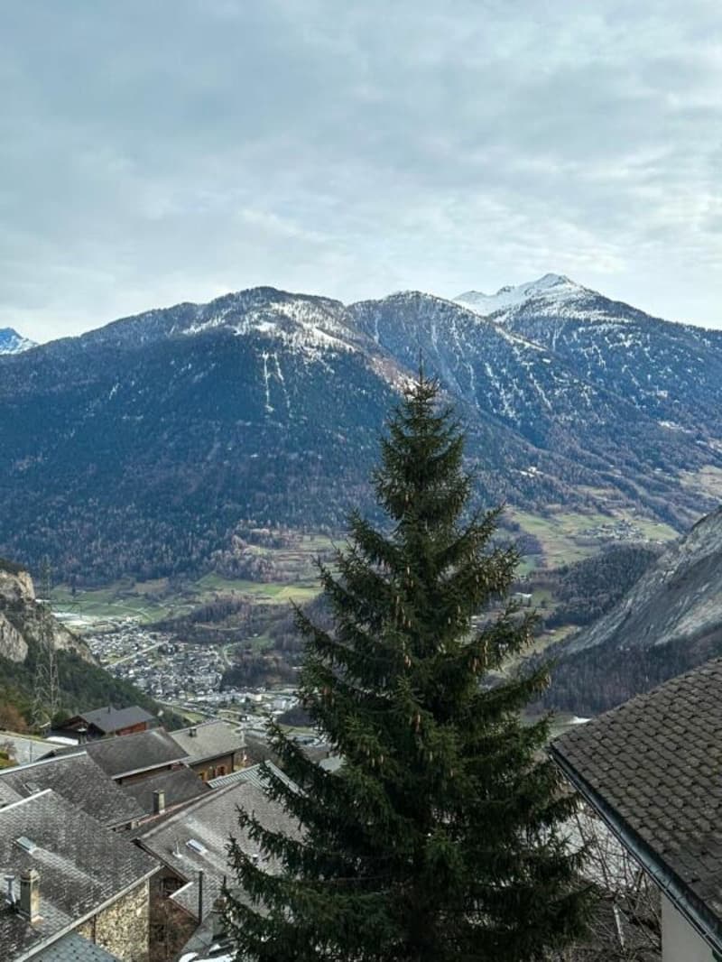 Chalet 5.5 rooms in Vens (Sembrancher) (16)
