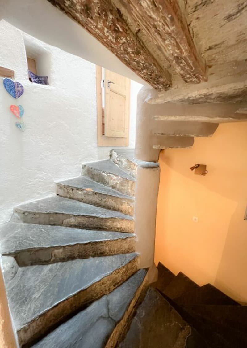 Village House (7)