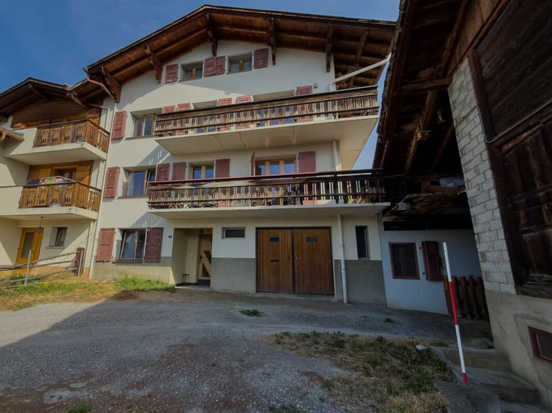 Charming apartment with panoramic view of the valley (7)