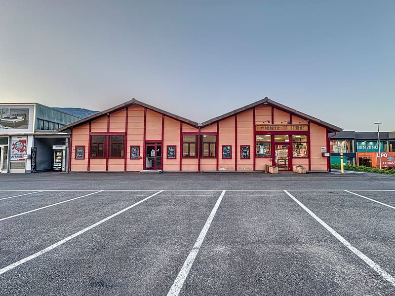INVESTMENT OPPORTUNITY IN CONTHEY (5)