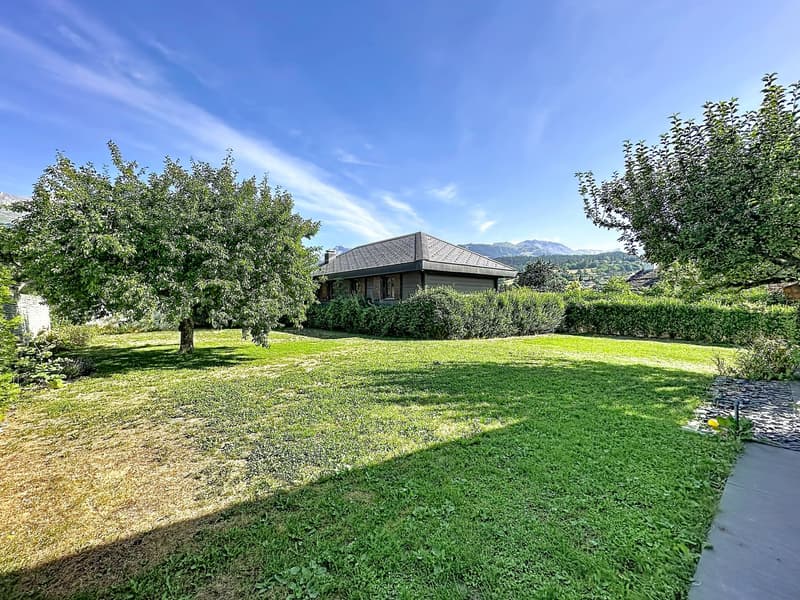 Charmant chalet individuel sur une belle parcelle à Lens (9)