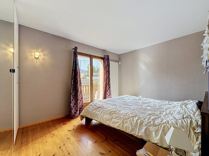 Charmant chalet individuel sur une belle parcelle à Lens (19)