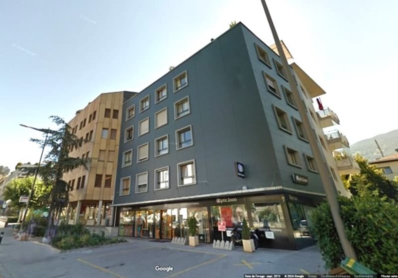 Appartement de 6.5 pièces, à louer en plein centre de Sion ! (1)
