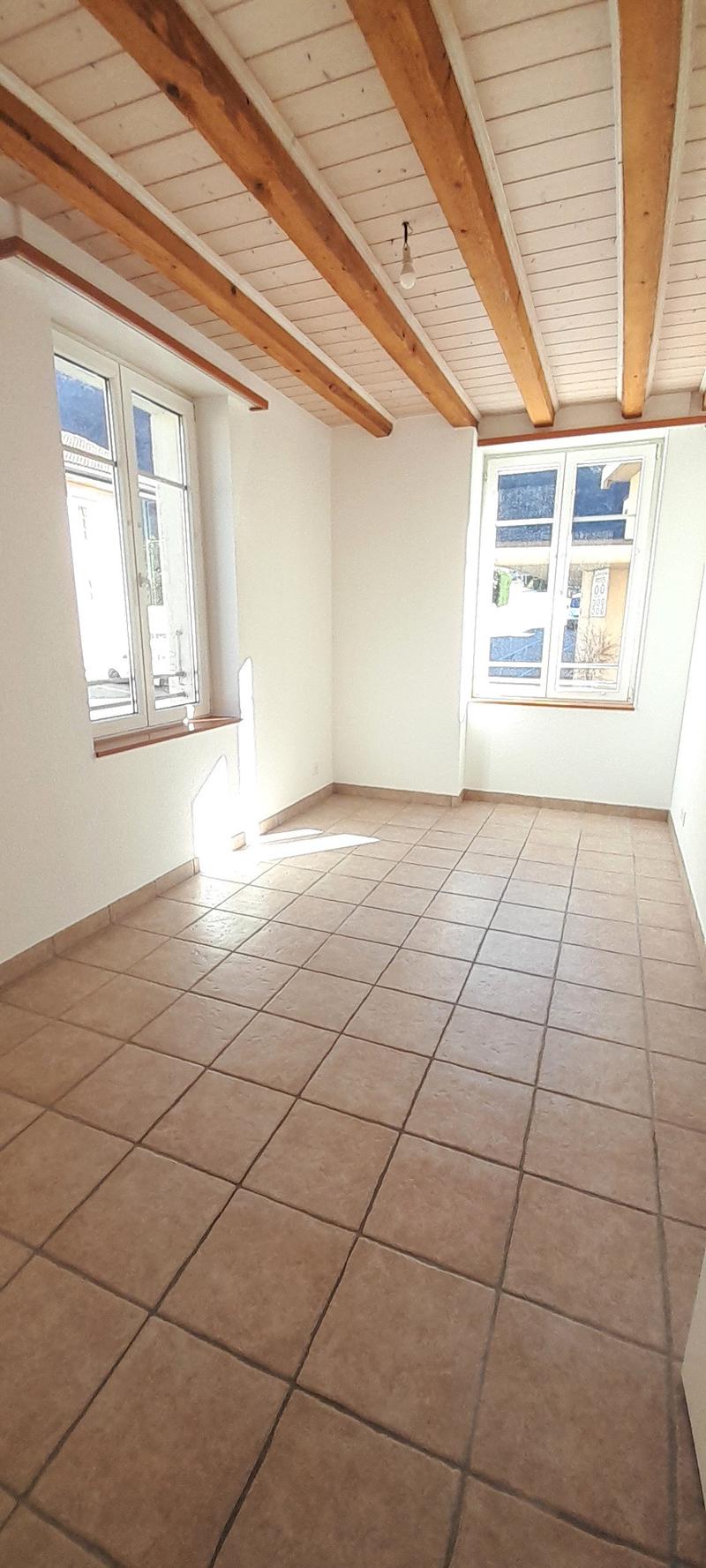 À louer, en plein centre de Riddes, un très bel appartement de 4 pièces 1/2 avec deux balcons ! (10)