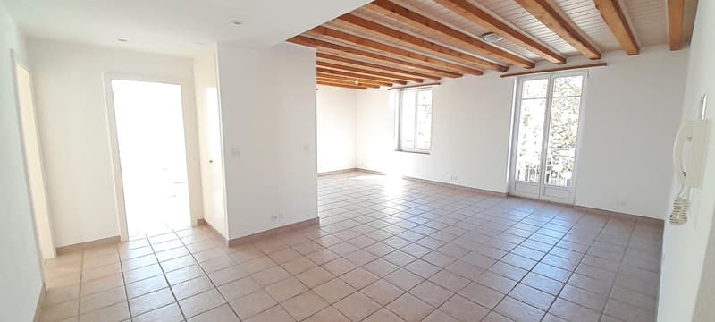 À louer, en plein centre de Riddes, un très bel appartement de 4 pièces 1/2 avec deux balcons ! (4)