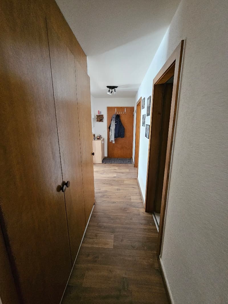 Bella opportunità! In vendita, un bell'appartamento di 4 locali, nel centro del villaggio, a Saxon! (2)