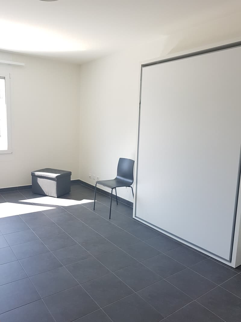 In affitto, un carino piccolo studio arredato, completamente attrezzato, all'ingresso ovest di Sion! (5)