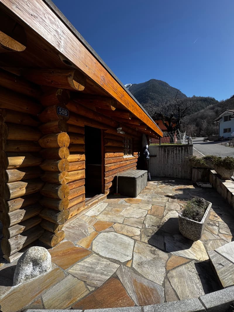 Gelegenheit! Zum Mieten, ein charmantes kleines Mazot mit einer Wohnung 1/2, mit kleiner Terrasse in Valettes! (9)