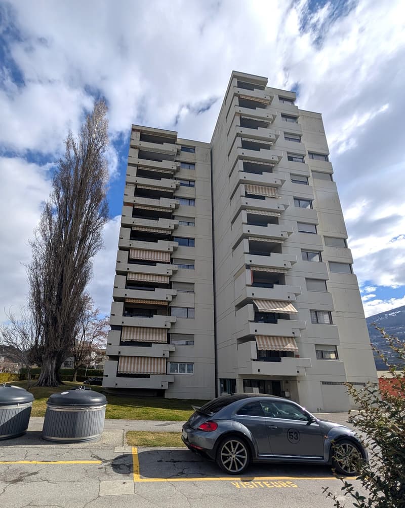 À louer, un joli appartement de 3 pièces 1/2, dans un cadre agréable, à Sion ! (1)