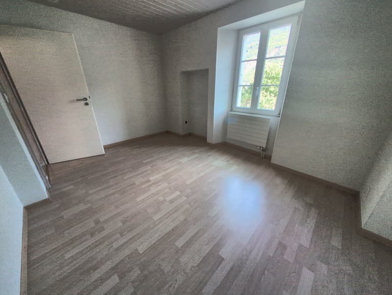 À louer, un joli petit appartement de 2 pièces, dans une maison familiale, à St-Pierre-de-Clages ! (9)