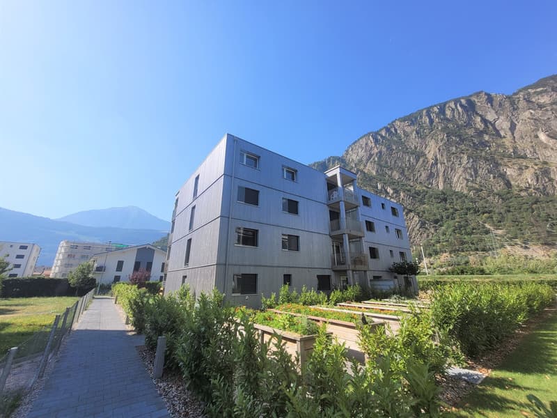 Zu vermieten! Eine schöne 3-Zimmer-Wohnung mit Rasenfläche in Martigny! (14)