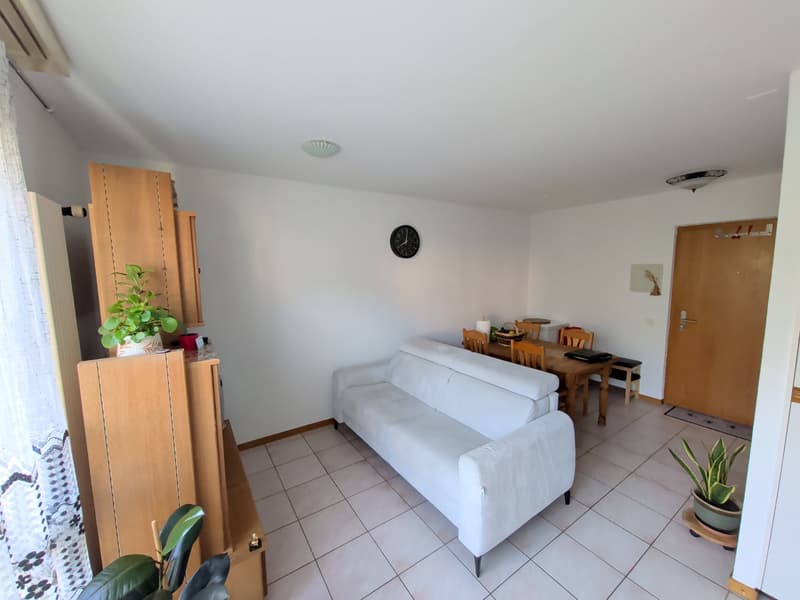 À louer ! un 2 pièces atypique, en duplex, proche de l'Hôpital de Sion ! (4)