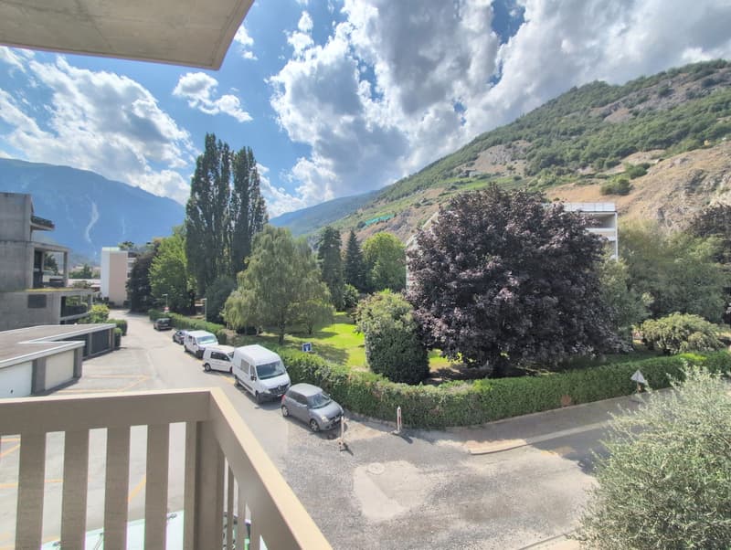 Petit bijou ! À louer, un magnifique 3 pièces 1/2 NEUF, avec grand balcon, à Martigny ! (12)