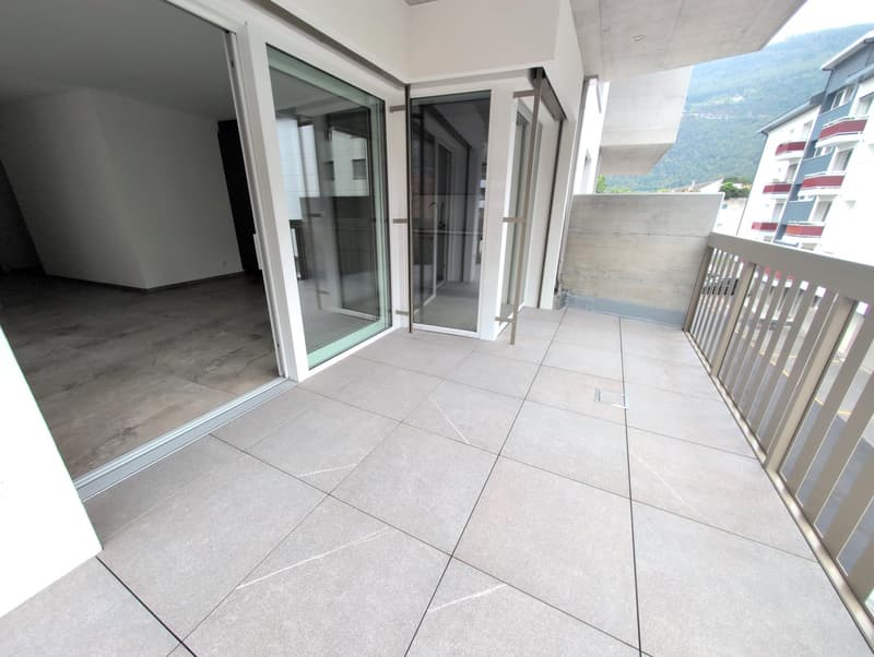 Petit bijou ! À louer, un magnifique 3 pièces 1/2 NEUF, avec grand balcon, à Martigny ! (10)