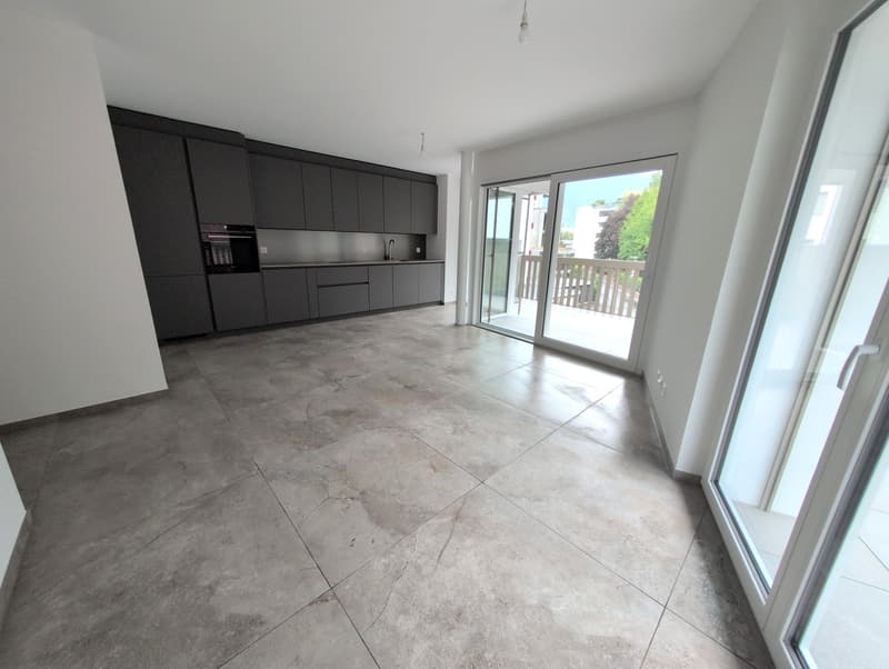 Petit bijou ! À louer, un magnifique 3 pièces 1/2 NEUF, avec grand balcon, à Martigny ! (8)