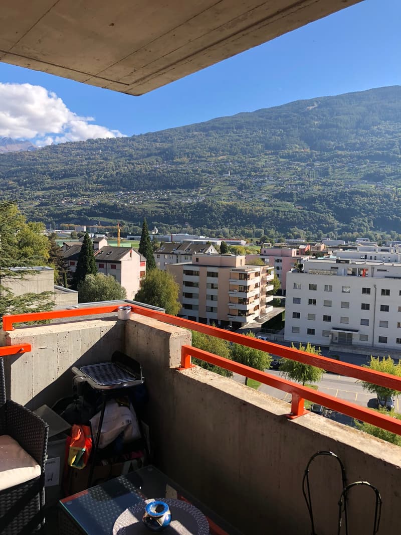 À louer ! Un charmant appartement de 4 pièces 1/2, à l'entrée Ouest de Sion ! (6)