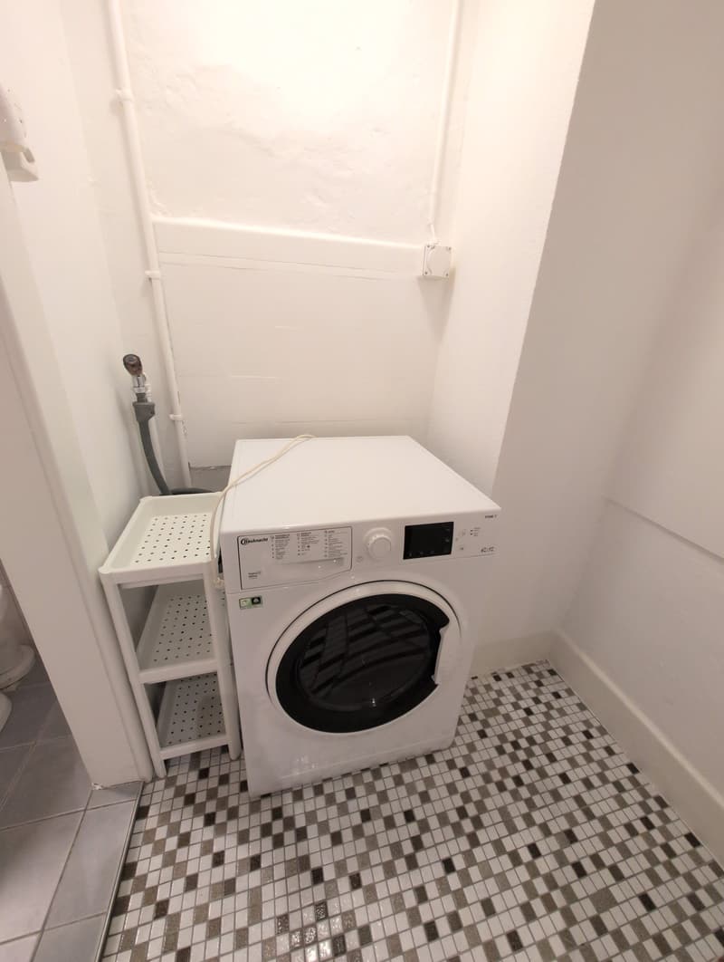 À louer, un bel appartement de 2 pièces 1/2, en plein coeur du Bourg à Martigny ! (15)