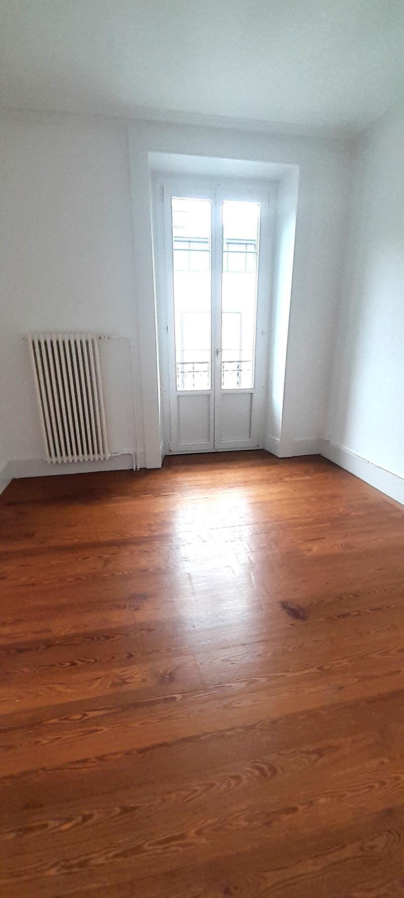 À louer, un joli appartement de 2 pièces 1/2, en plein centre de Martigny ! (5)