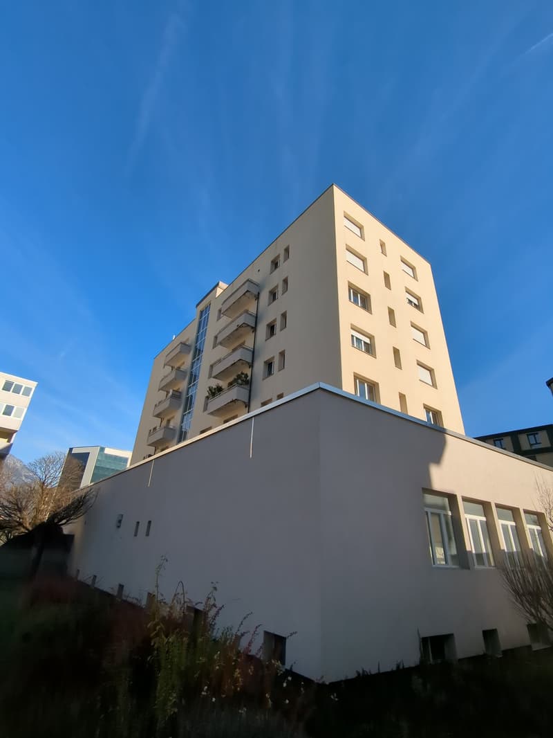 À louer ! Un joli appartement de 3 pièces 1/2 avec balcon, proche de la Place de Rome à Martigny ! (10)