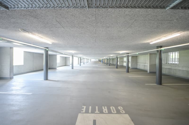À louer ! Très bel appartement de 3 pièces 1/2, avec loggia, à Sion ! (12)