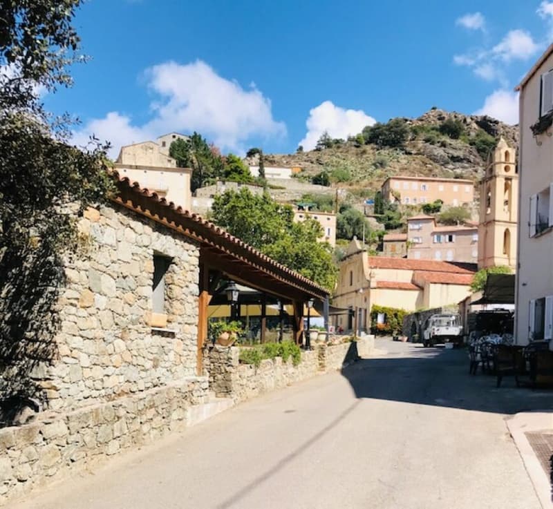 Casa di villaggio e Ristorante su 6 livelli (13)