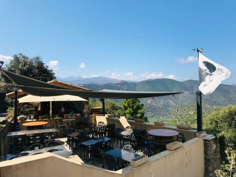Casa di villaggio e Ristorante su 6 livelli (12)