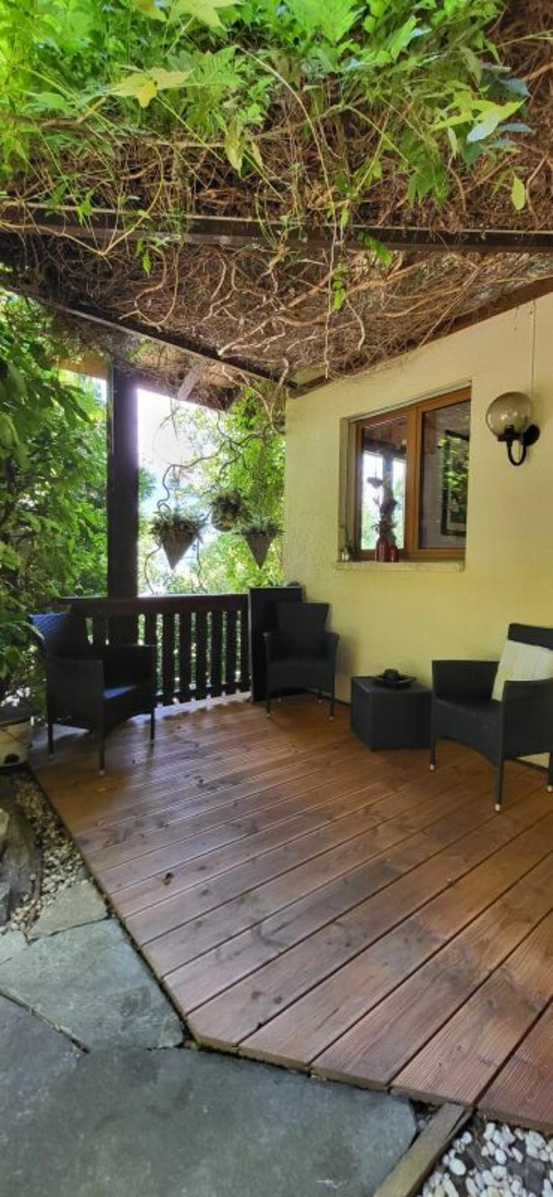 Character property consisting of 3 apartments (31)