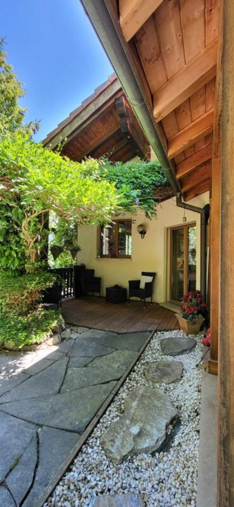 Character property consisting of 3 apartments (34)