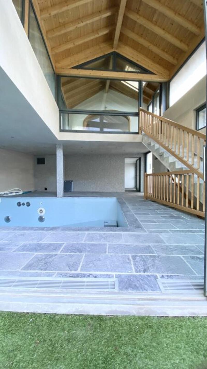 Villa con piscina interna nel centro del villaggio (2)