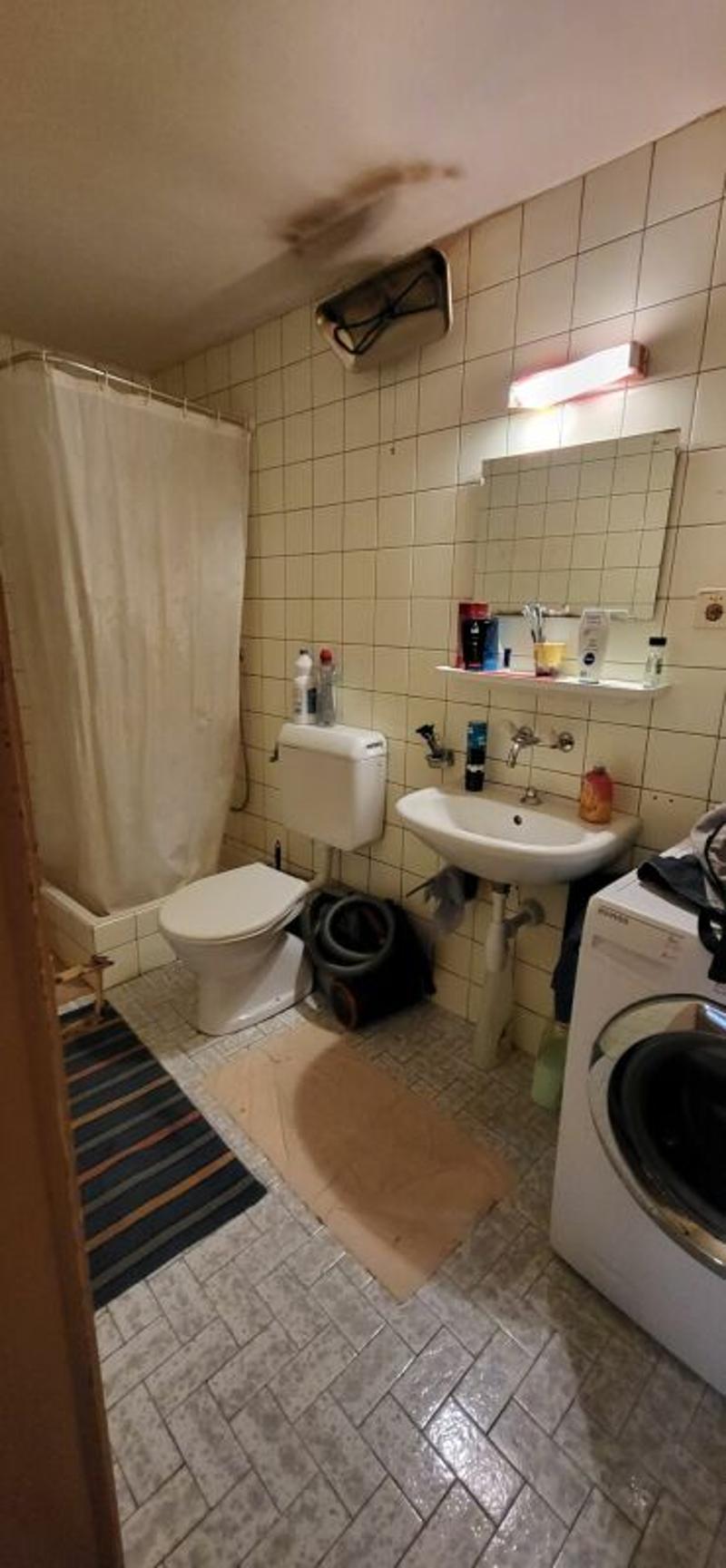 Propriété composée de 3 logements (6)