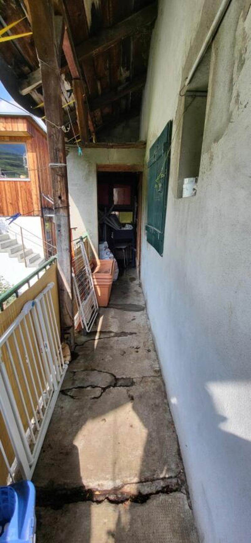 Propriété composée de 3 logements (10)