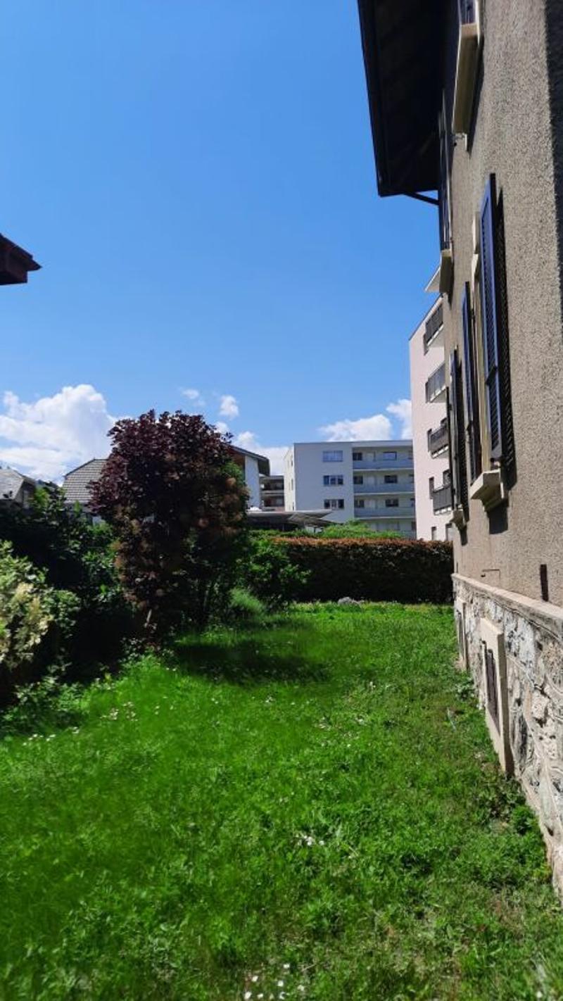 Casa luminosa di 4.5 locali con grande granaio annesso (12)