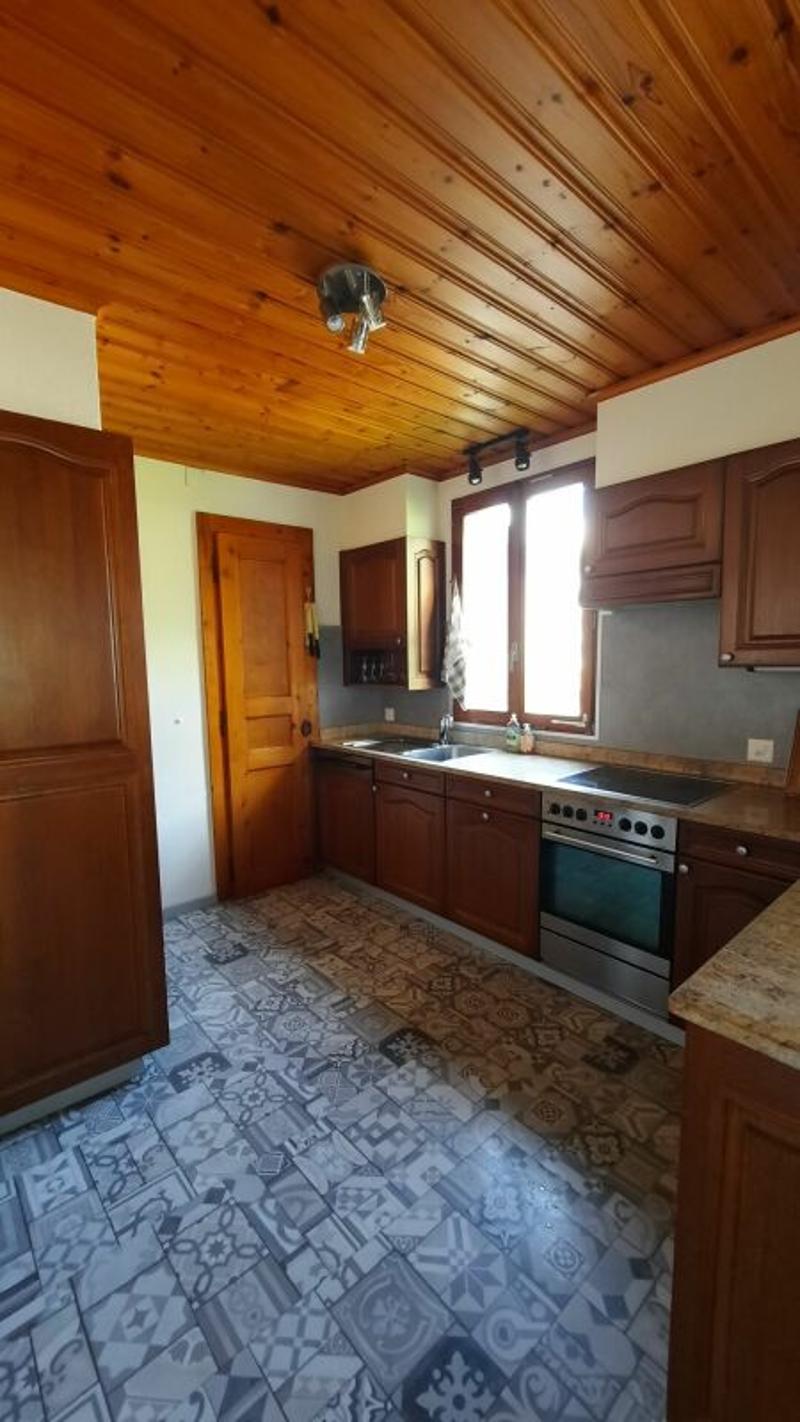 Casa luminosa di 4.5 locali con grande granaio annesso (5)