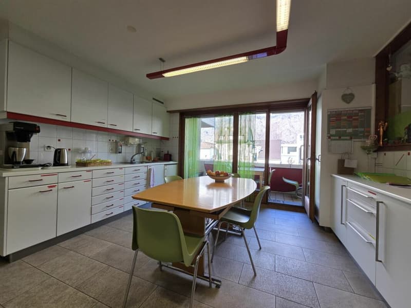 Lokale von etwa 190m2 im Zentrum von Saxon, ideal für Arztpraxis (3)